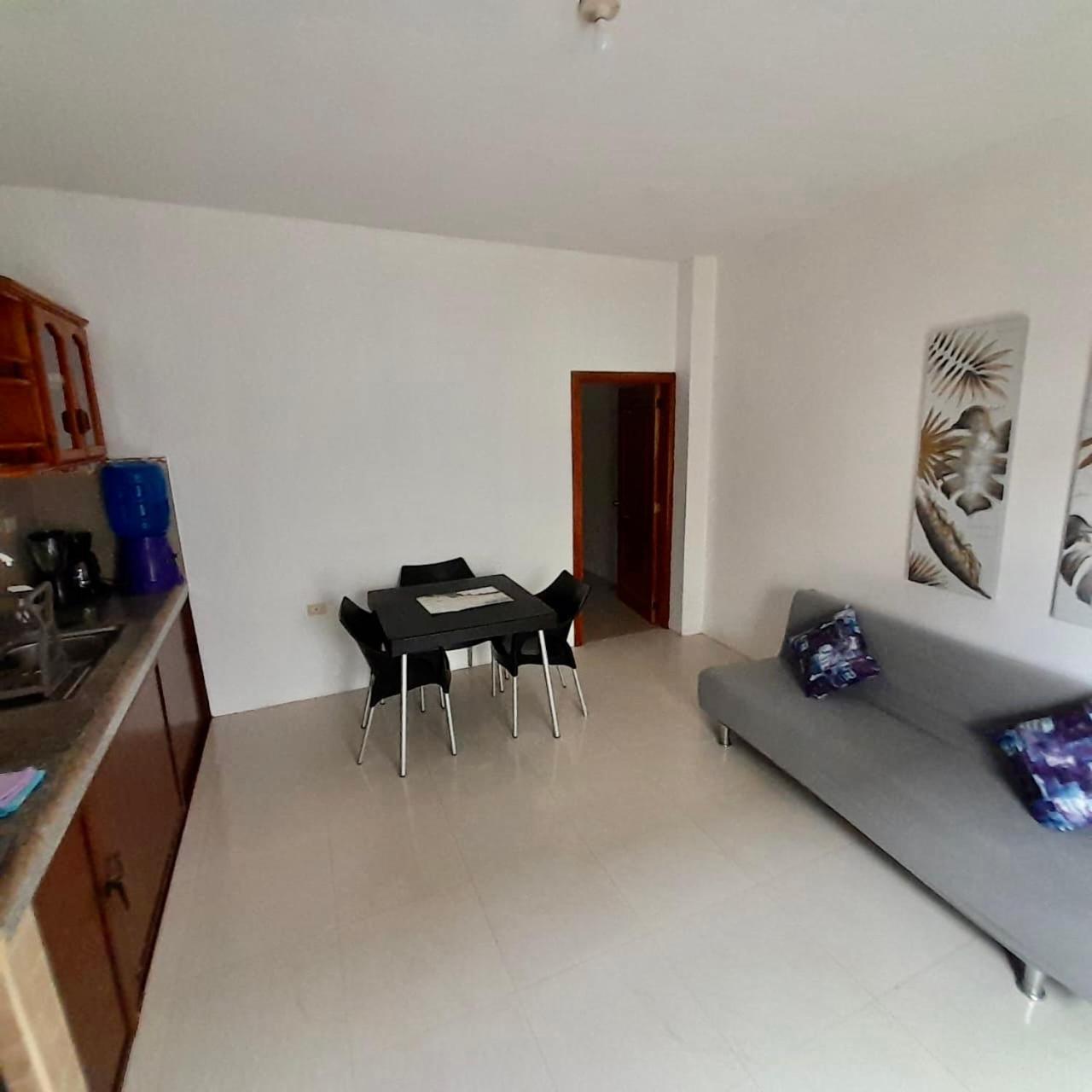 Apartahotel Casa Soleil Puerto Villamil Habitación foto